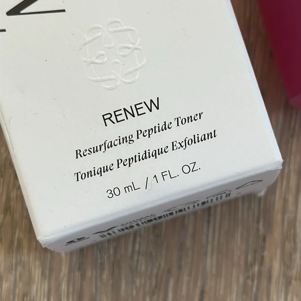 MOTIF Renew Resurfacing Peptide Toner